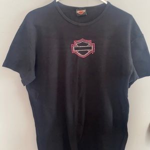 Harley Davidson tshirt.  St. Clarles IL